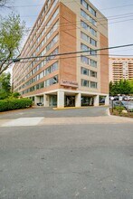 1210 N Taft St in Arlington, VA - Building Photo - Building Photo