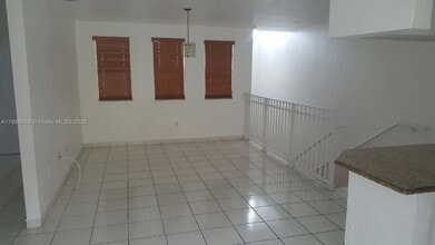 6951 W 29th Ave in Hialeah, FL - Building Photo - Building Photo