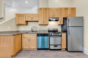 888-1 45th St in Oakland, CA - Building Photo