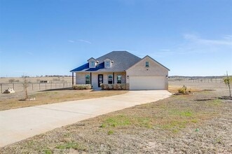 9678 County Rd 505 in Alvarado, TX - Building Photo - Building Photo