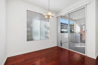 10728 Sabre Hill Dr in San Diego, CA - Building Photo - Building Photo