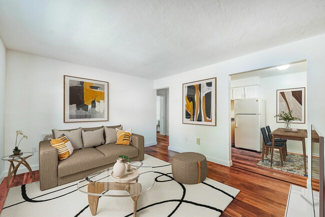 Frederick Gardens in Gainesville, FL - Building Photo - Building Photo