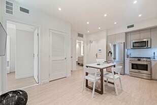 5875 Interceptor St in Los Angeles, CA - Building Photo