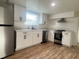 4035 Garden Ave in Los Angeles, CA - Building Photo