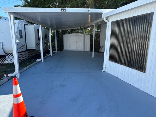 27 Pine Ridge Dr, Unit 27