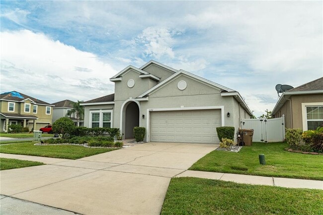 property at 2592 Isabela Terrace