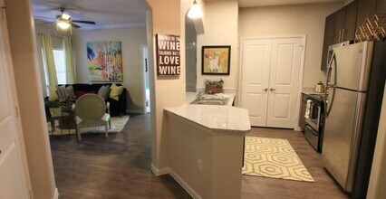 15650 Walden Rd in Montgomery, TX - Building Photo - Building Photo