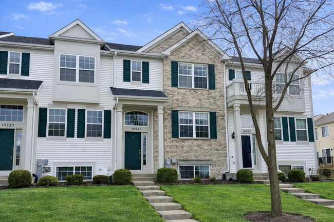 property at 14527 Patriot Square Dr E