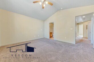 2042 Evans Cove Loop in Layton, UT - Building Photo - Building Photo