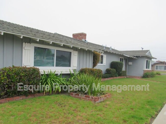 property at 737 N G St
