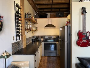 289 5th St E, Unit 412 in St. Paul, MN - Building Photo - Building Photo
