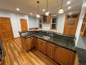 334 Locust St in Mount Vernon, NY - Building Photo - Building Photo