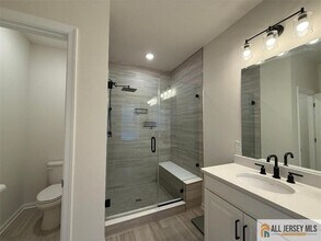 13 Sternadori Rd in Branchburg, NJ - Building Photo - Building Photo