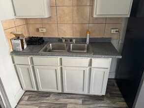 11907 Continental Ave in Cleveland, OH - Building Photo - Building Photo