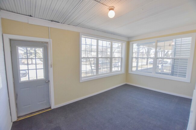 417 N 4th St-Unit -1 in Grand Forks, ND - Building Photo - Building Photo