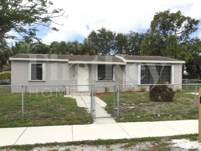 property at 1121 NW 23rd Terrace