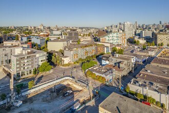 Jacobsen in Vancouver, BC - Building Photo - Building Photo