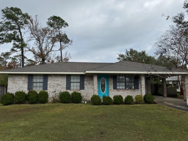 710 Waveland Ave in Waveland, MS - Building Photo