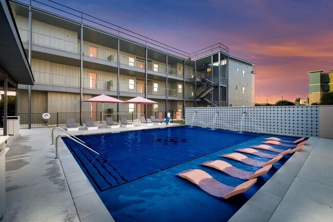 2165 Gabriels Pl in New Braunfels, TX - Foto de edificio - Building Photo