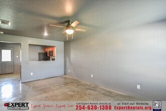 2816 Leroy Cir in Killeen, TX - Building Photo - Building Photo