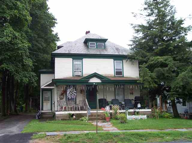 58 John St in Hudson Falls, NY - Foto de edificio