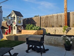 1215 Royal Oak Rd in Santa Maria, CA - Building Photo - Building Photo