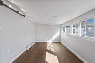 115 River Ave in Natrona Heights, PA - Foto de edificio - Building Photo