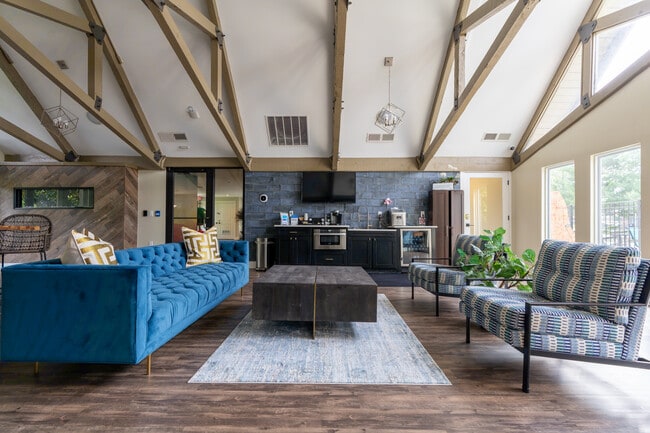 Breckinridge Apartments