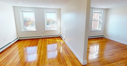 311 Tappan St, Unit 6 in Brookline, MA - Building Photo - Building Photo