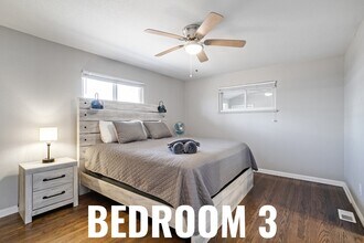 2300 Lima St in Aurora, CO - Foto de edificio - Building Photo