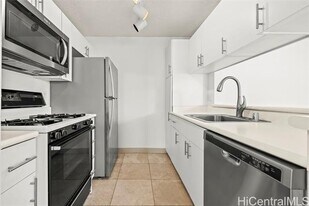 91-284-284 Hanapouli Cir in Ewa Beach, HI - Building Photo