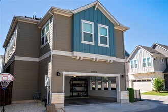 13506 Martin Scott Cv in Austin, TX - Building Photo - Building Photo