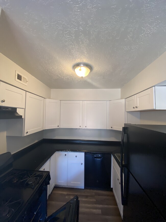 1225 Menaul Blvd NW, Unit D photo'