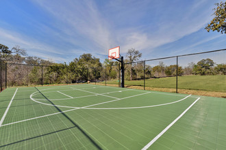 Homestead Oaks Apartments in Austin, TX - Building Photo - Building Photo