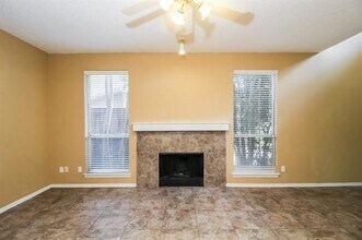 4010 Windhaven Ln in Dallas, TX - Building Photo - Building Photo