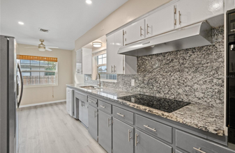 1338 Whitacre Dr in Clearwater, FL - Foto de edificio - Building Photo