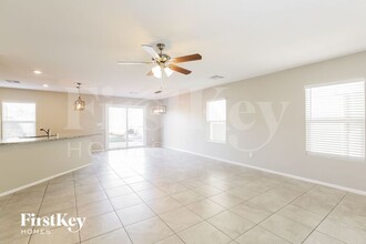 9716 Temple Park Ct in Las Vegas, NV - Foto de edificio - Building Photo