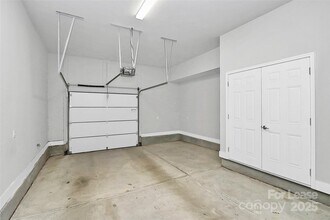 3726 Sky Haven Dr in Charlotte, NC - Building Photo - Building Photo