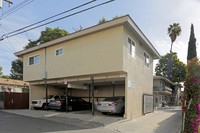 7713 Milton Ave in Whittier, CA - Foto de edificio - Building Photo