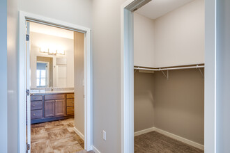Mayer Road Ventures - The Massey Luxury Apartments in Hudson, WI - Building Photo - Interior Photo