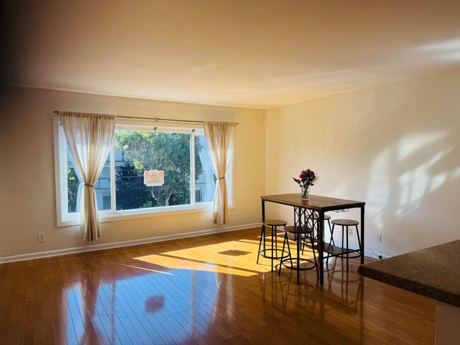 property at 425 Idaho Ave