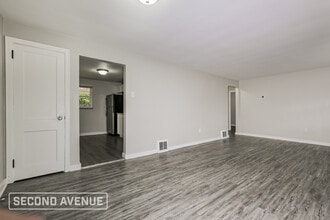 37 Glenview Ave in Greensburg, PA - Building Photo - Building Photo