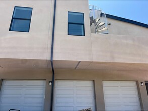 252 B Ave in Coronado, CA - Building Photo - Building Photo