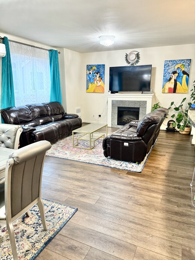 property at 1955 18th Pl NE
