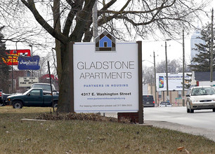 Gladstone Apartments in Indianapolis, IN - Building Photo - Building Photo