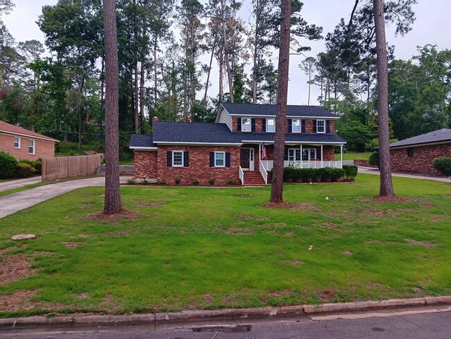 property at 986 Campbellton Dr