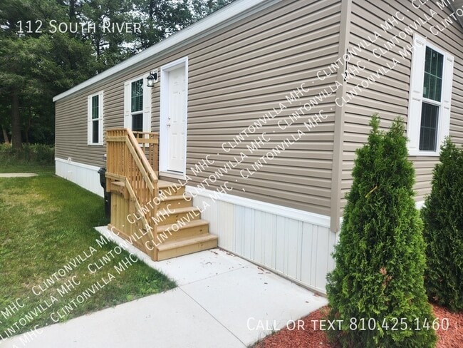 property at 112 S River Dr