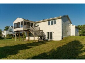 6372 Bandel Ln NW in Rochester, MN - Building Photo - Building Photo