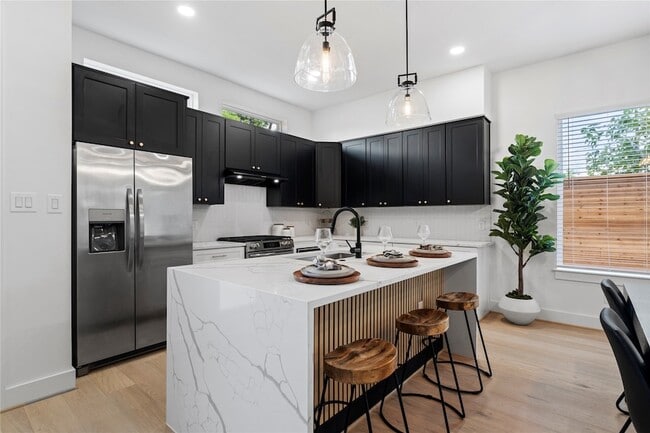 property at 4110 Cortlandt St