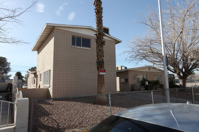 4813 Westmoreland Dr in Las Vegas, NV - Building Photo - Building Photo